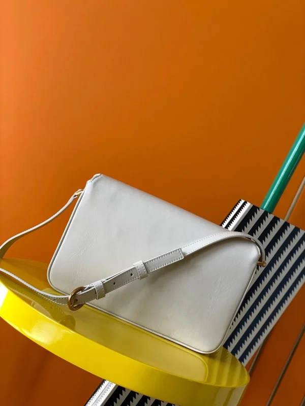 Replica YSL Fake Saint Laurent Le Maillon Bag In White Calfskin 4