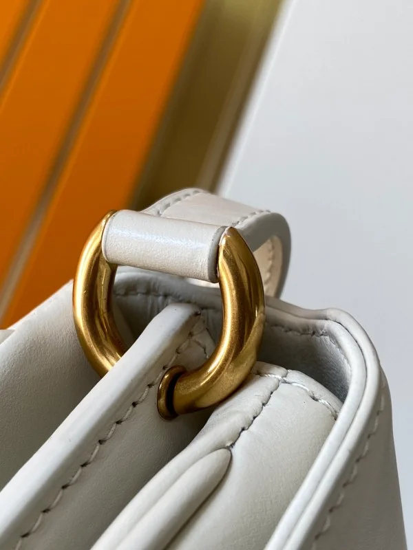 Replica YSL Fake Saint Laurent Le Maillon Bag In White Calfskin 9
