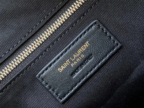 Replica YSL Fake Saint Laurent Le Maillon Small Chain Bag In White Lambskin 4