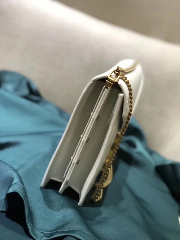 Replica YSL Fake Saint Laurent Blanc Cassandra Monogram Clasp Bag 2