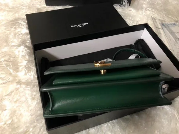 Replica YSL Fake Saint Laurent WOC Sunset Chain Wallet In Green Calfskin 3