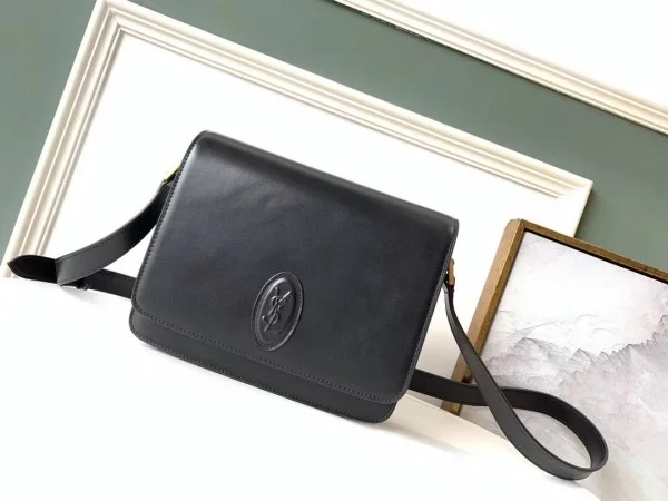 Replica YSL Fake Saint Laurent LE 61 Medium Saddle Bag In Black Leather 8
