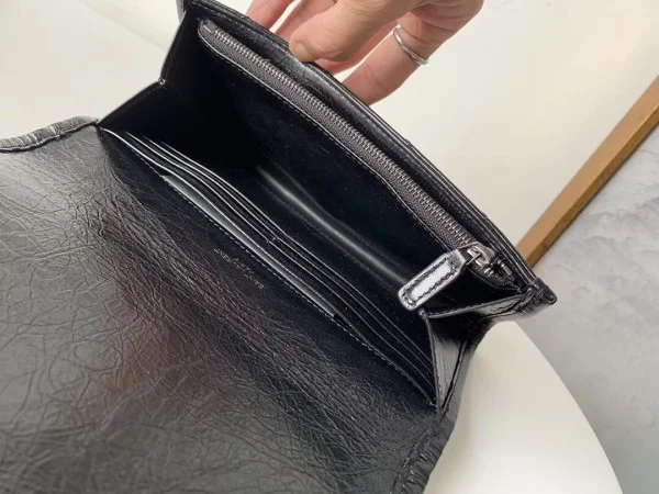 Replica YSL Fake Saint Laurent Niki Large Wallet In Black Crinkled Vintage Leather 4